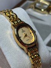 oval shien in gold